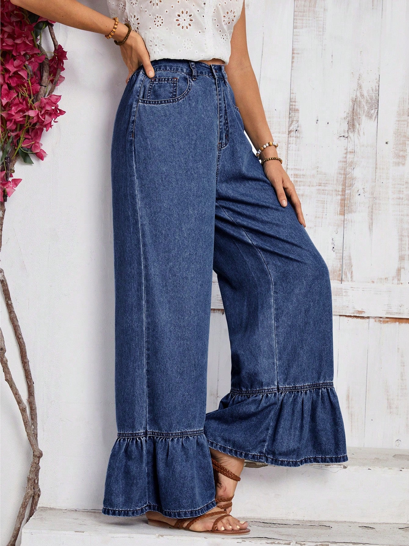 EMERY ROSE Women's Pocket Decor Ruffle Hem Wide Leg Loose Casual Jeans Dark Wash
