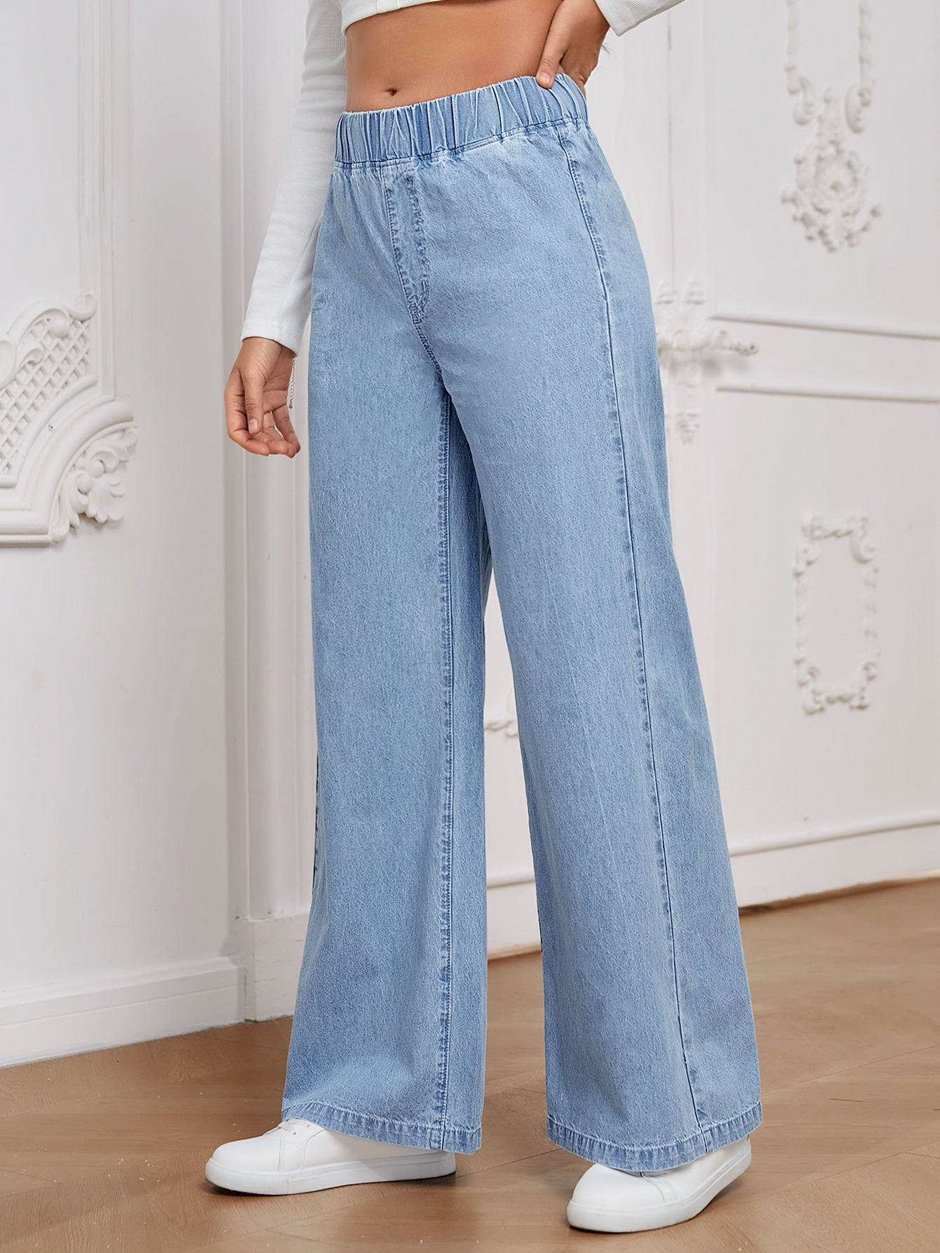 SHEIN Essnce Women All-Match Casual Elastic Waisted Wide Leg Relaxed Regular Mid-Blue Woven Thin Material Jeans Light Wash