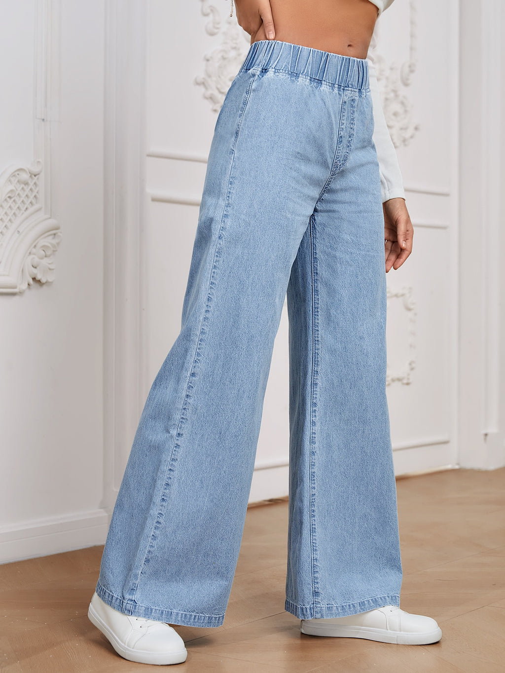 SHEIN Essnce Women All-Match Casual Elastic Waisted Wide Leg Relaxed Regular Mid-Blue Woven Thin Material Jeans Light Wash