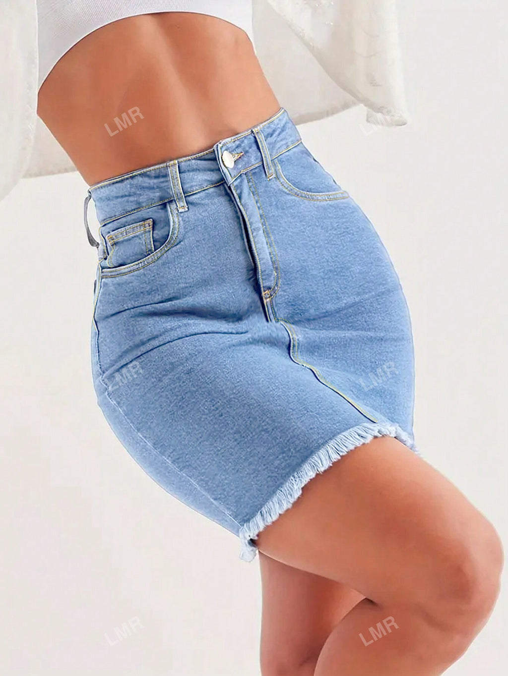Tight-Fitting Pencil Denim Skirt With Frayed Hem Light Wash