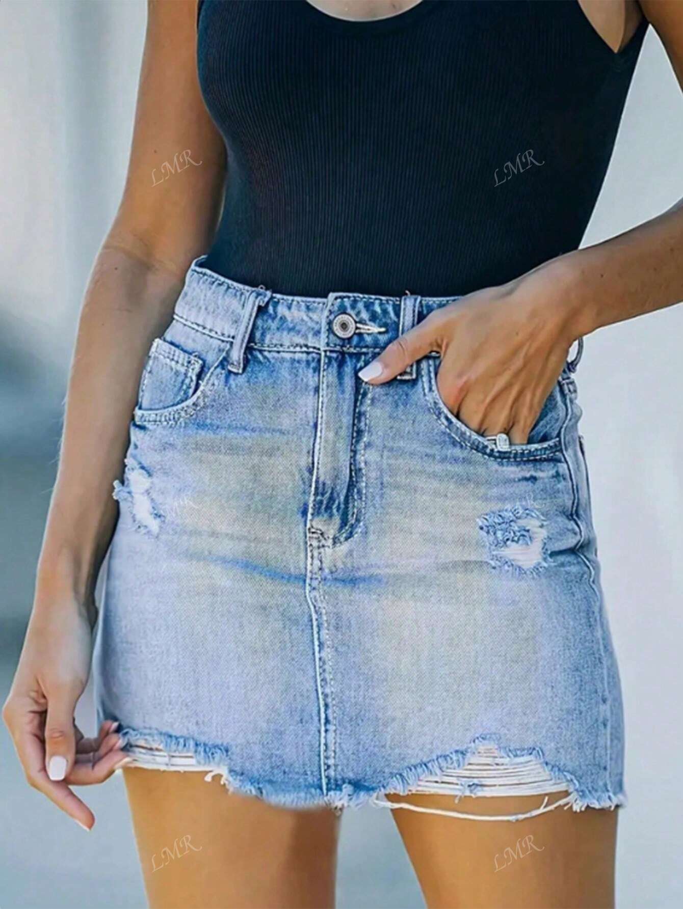 Women's Pockets Distressed Frayed Hem Fashionable Denim Mini Skirt Blue